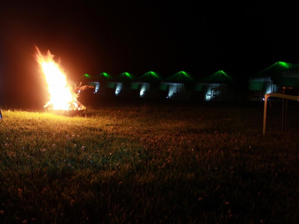 Derra Camp And Resort Jhājra Dış mekan fotoğraf